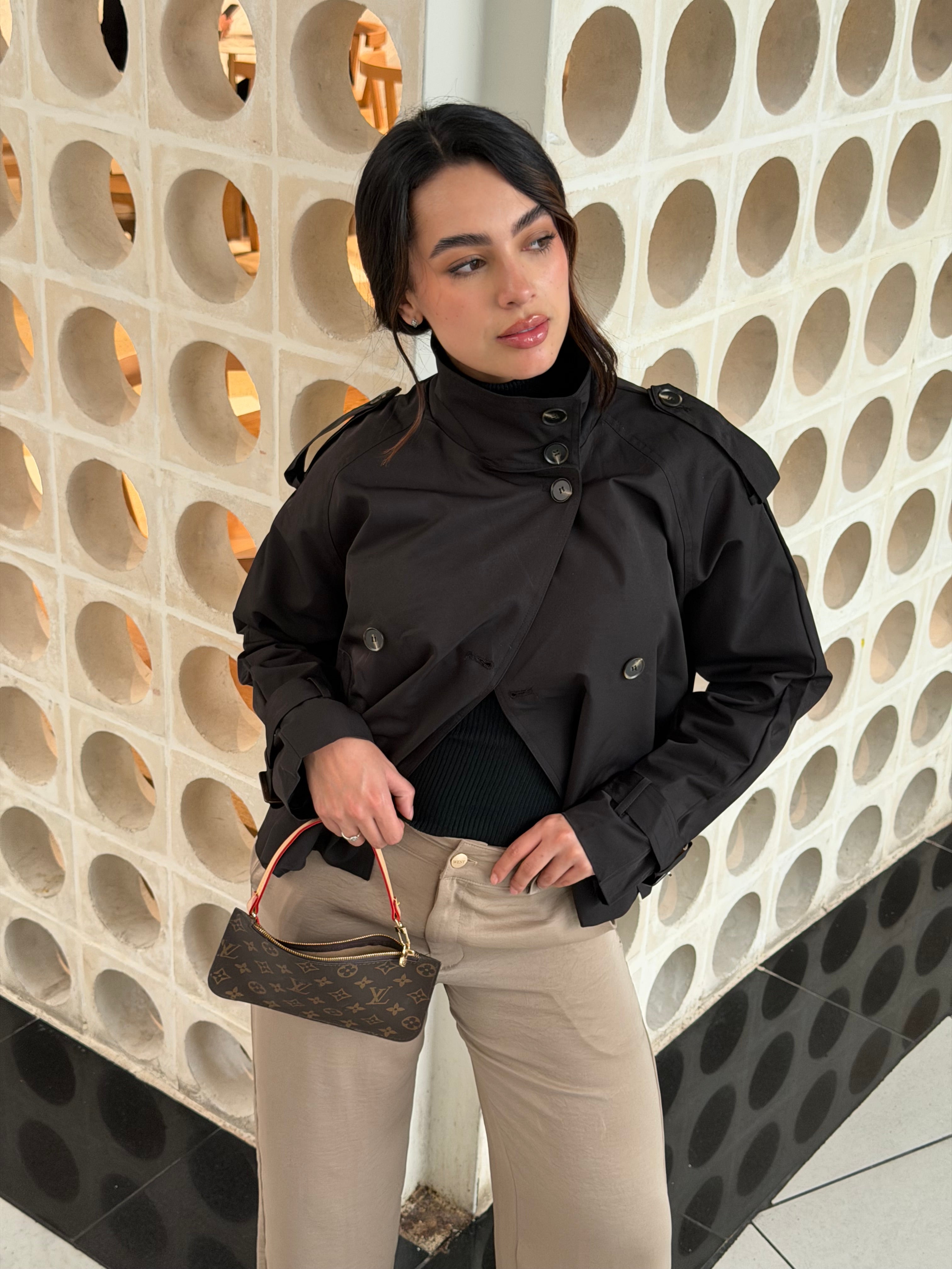 Chaqueta Trench cuello alto