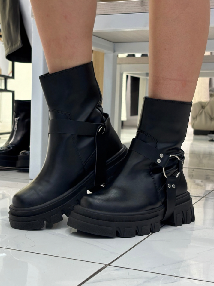 Botines Herraje